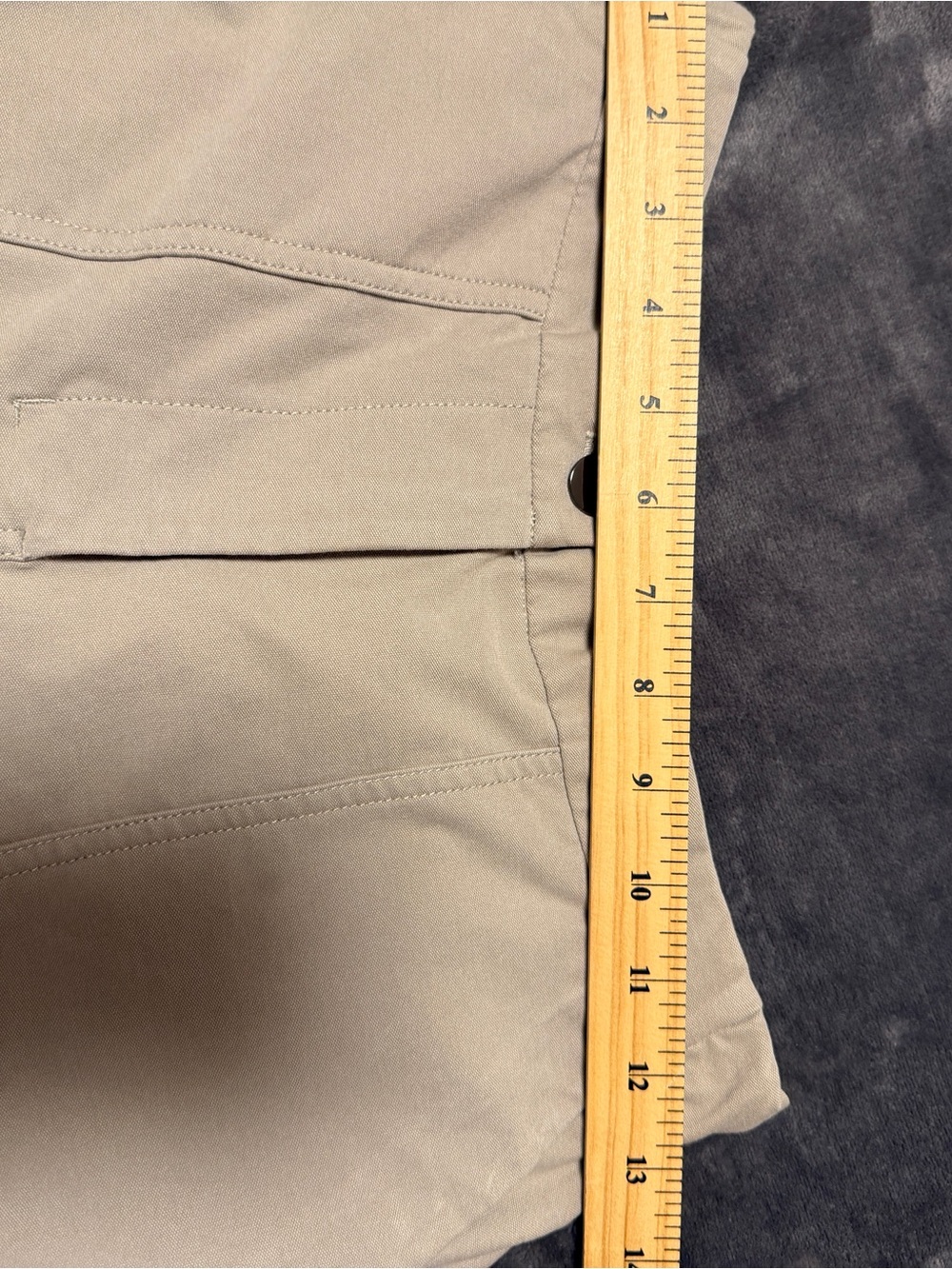 lululemon Utilitech cargo pants. - Picture 4 of 10